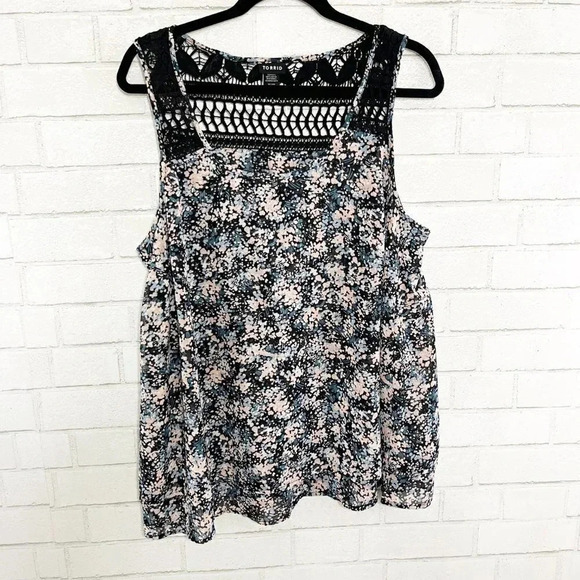 Torrid Black Pink & Blue Abstract Floral Chiffon Tank Top Women's Plus Size 1X - Picture 3 of 8